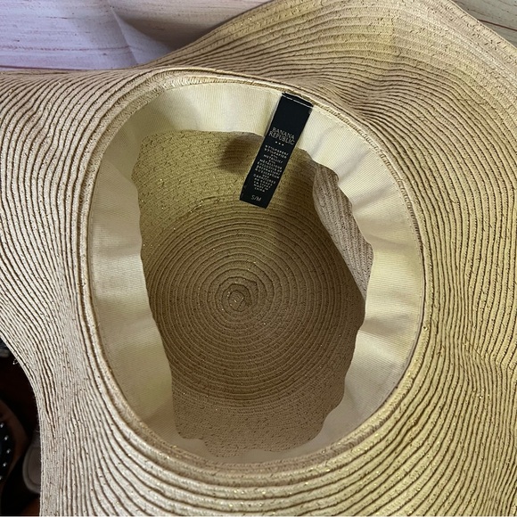 Banana Republic Metallic Floppy Hat Size S/M - Picture 2 of 5